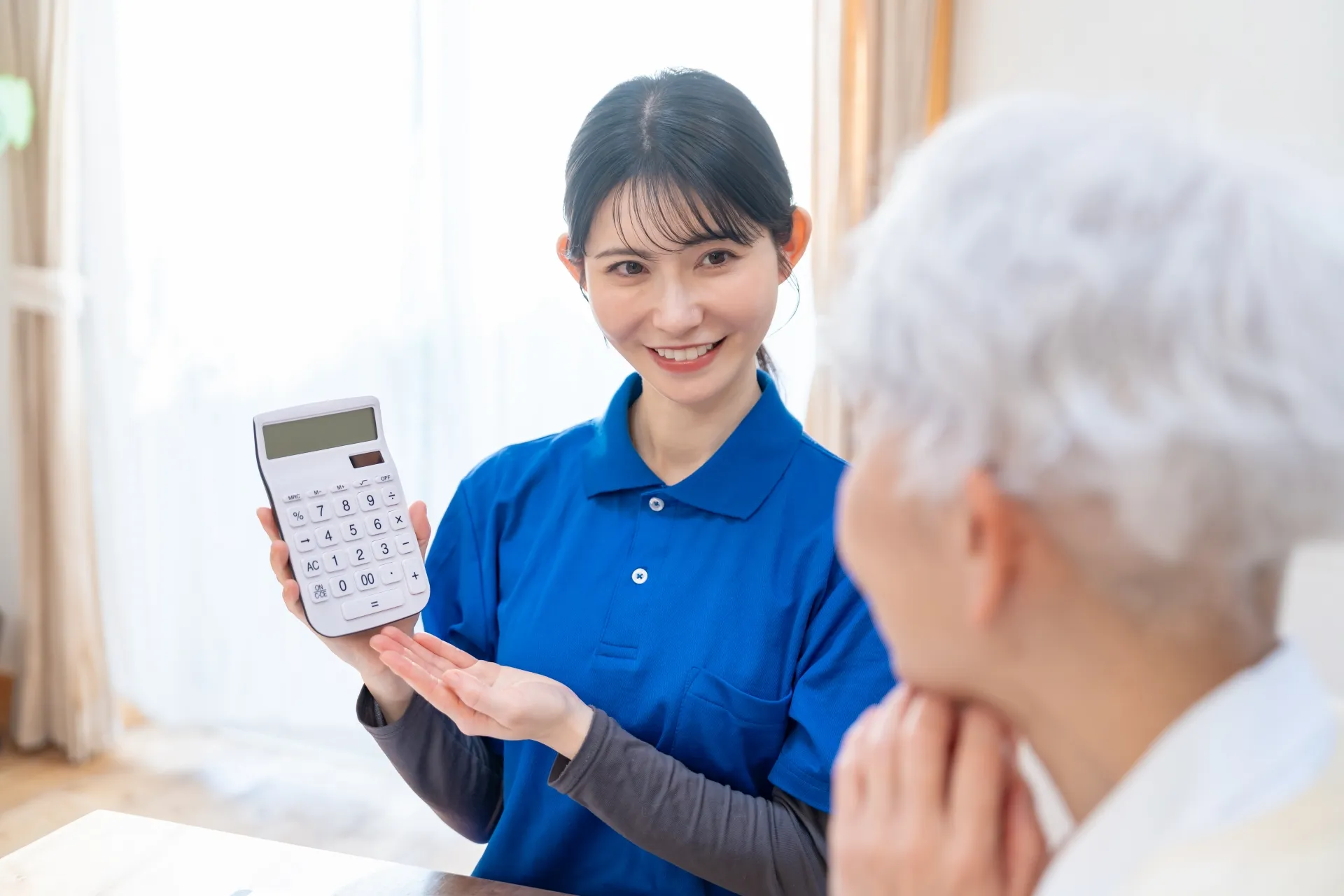 複数社に見積もりを取って安心で適正な価格を